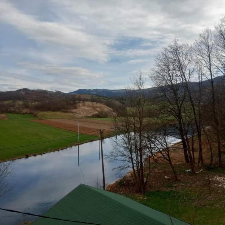 Smjestaj Na Selu,Porodica Gvozdenac Apartment Sipovo Bagian luar foto